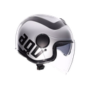 2118468001_011_3.webp