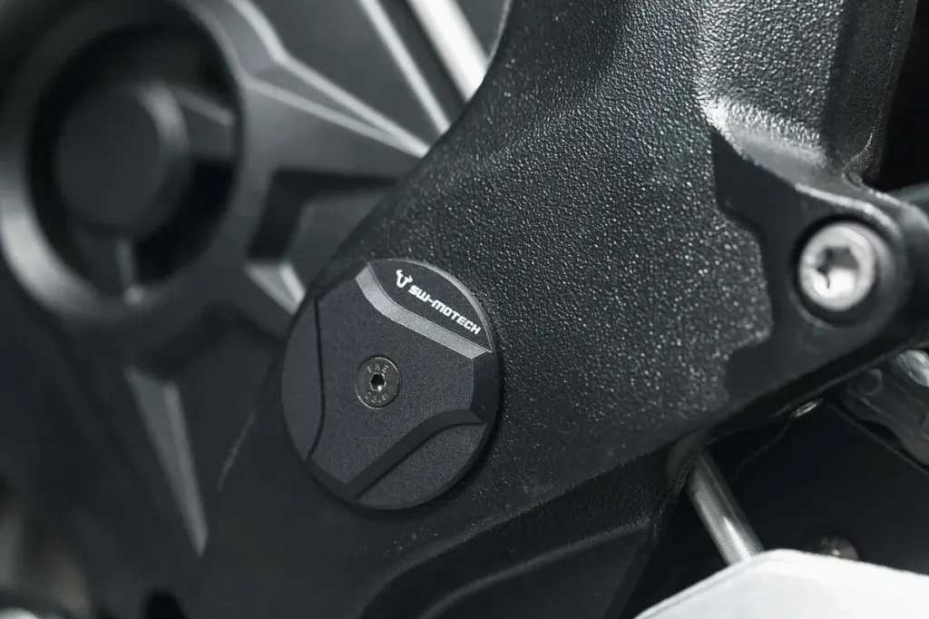 [RAD.07.592.10000/B] S1000XR 15-16 TAPON PROTECTOR BASCULANTE RAD.07.592.10000B MOTECH